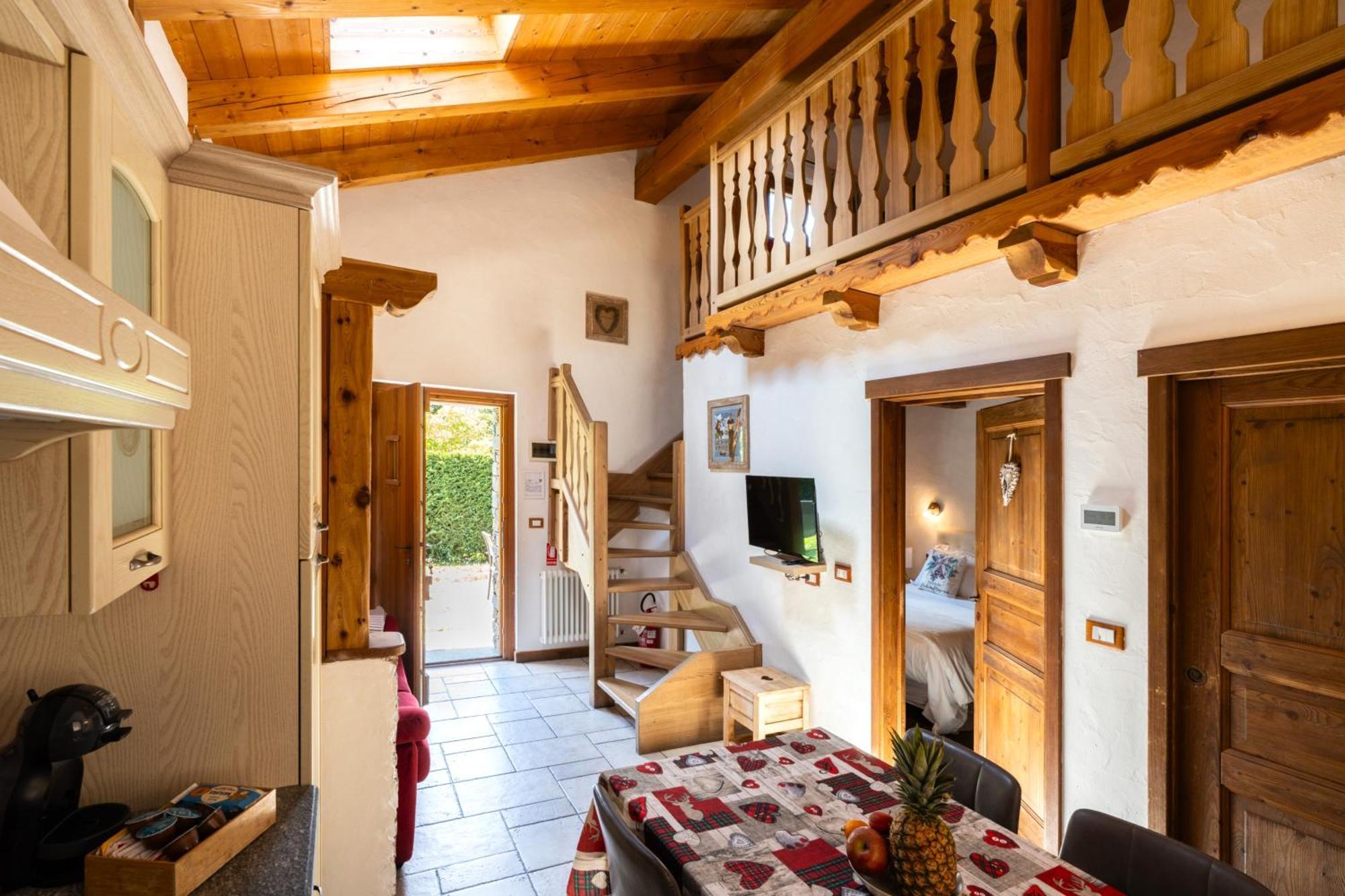 Bijoux Des Alpes - Mont Blanc Village Ла-Саль Экстерьер фото